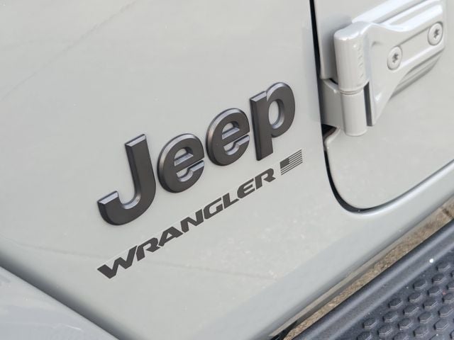 2023 Jeep Wrangler Sahara Altitude
