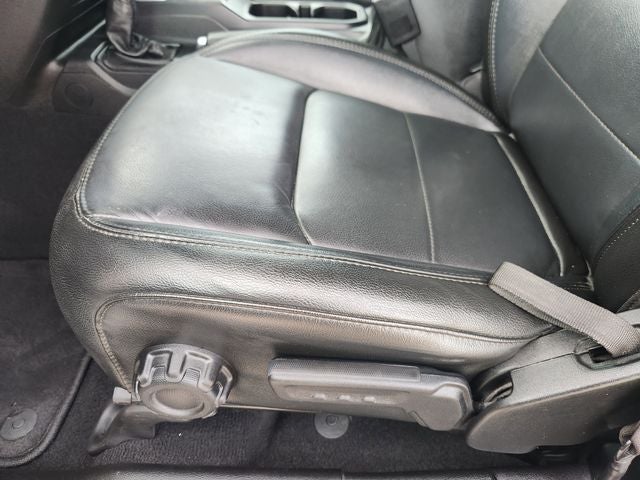 2023 Jeep Wrangler Sahara Altitude