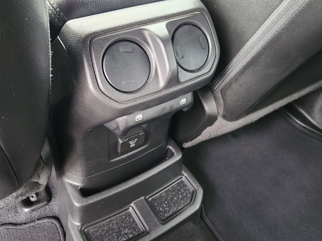 2023 Jeep Wrangler Sahara Altitude