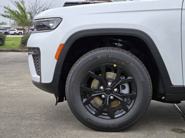 2026 Jeep Grand Cherokee Laredo