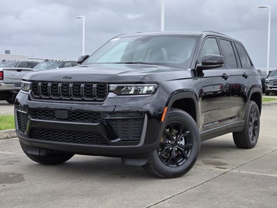 2026 Jeep Grand Cherokee Laredo