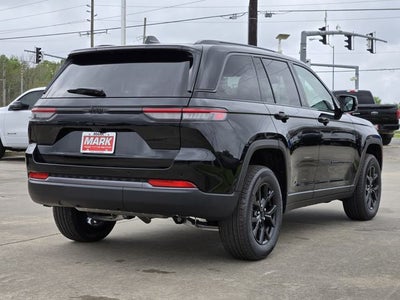 2026 Jeep Grand Cherokee Laredo