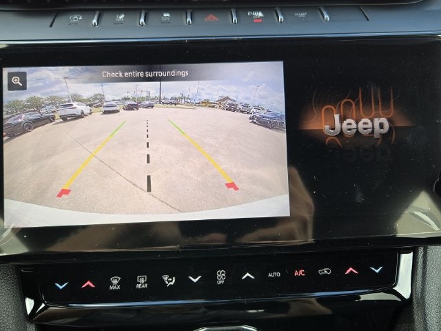 2027 Jeep Grand Cherokee Altitude