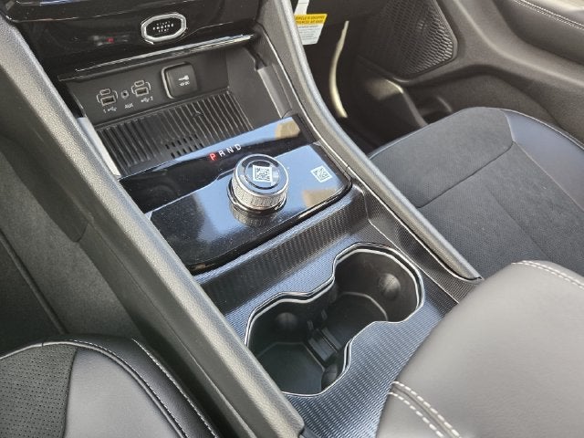 2027 Jeep Grand Cherokee Altitude