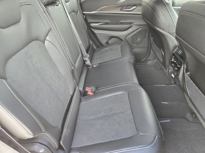 2027 Jeep Grand Cherokee Altitude