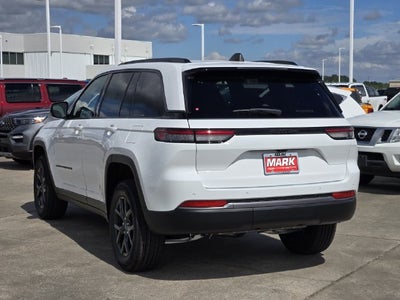 2027 Jeep Grand Cherokee Altitude