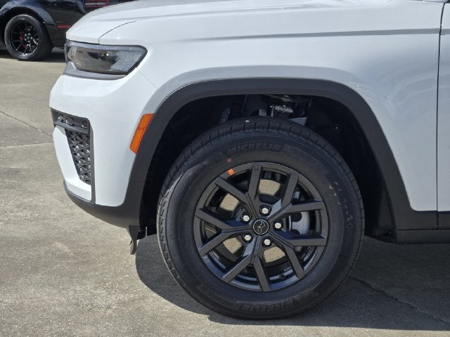 2027 Jeep Grand Cherokee Altitude