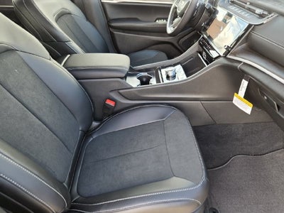 2027 Jeep Grand Cherokee Altitude