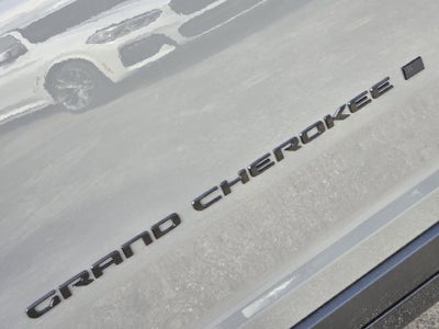2027 Jeep Grand Cherokee Altitude