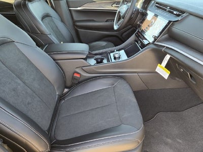 2026 Jeep Grand Cherokee Altitude