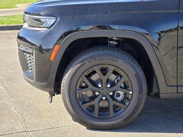 2026 Jeep Grand Cherokee Altitude