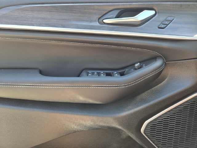 2027 Jeep Grand Cherokee Limited Reserve