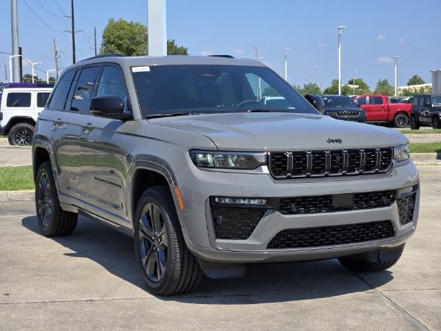 2027 Jeep Grand Cherokee Limited Reserve