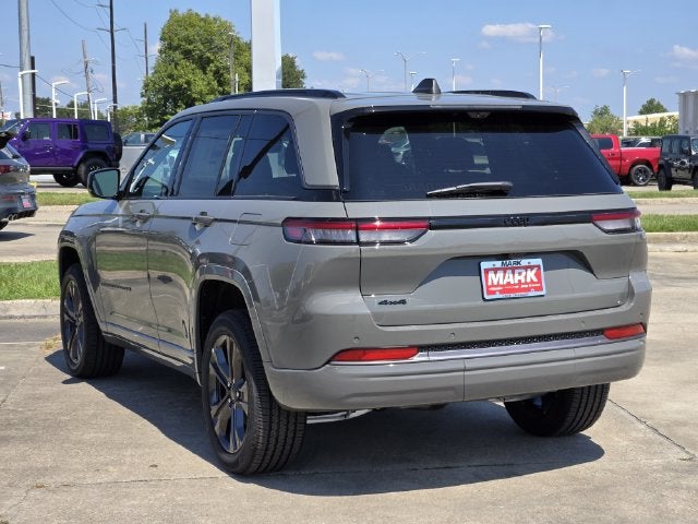 2027 Jeep Grand Cherokee Limited Reserve