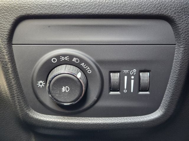 2027 Jeep Grand Cherokee Limited Reserve