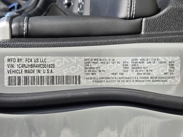 2027 Jeep Grand Cherokee Limited Reserve
