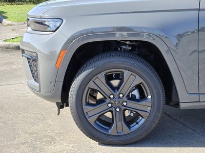 2027 Jeep Grand Cherokee Limited Reserve