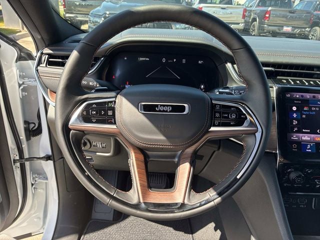 2025 Jeep Grand Cherokee Summit