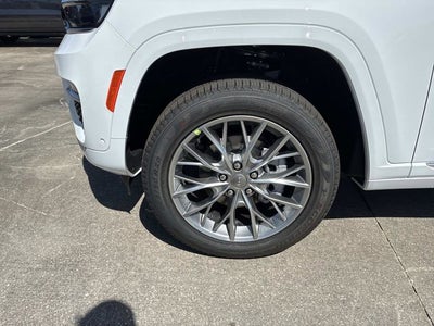 2025 Jeep Grand Cherokee Summit