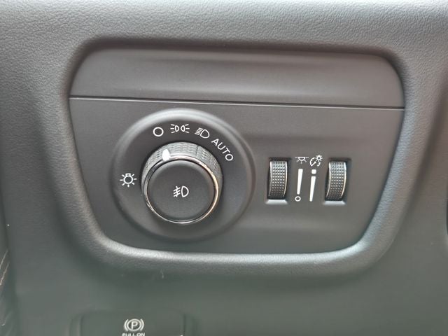 2026 Jeep Grand Cherokee Summit