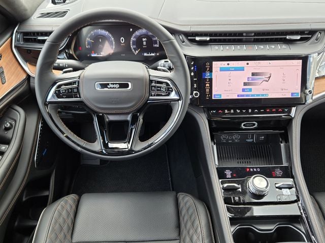 2026 Jeep Grand Cherokee Summit