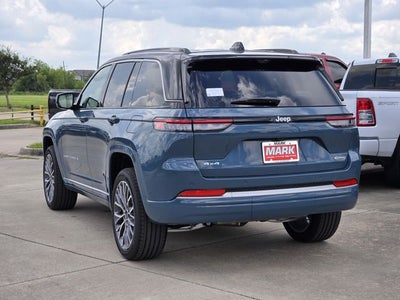 2026 Jeep Grand Cherokee Summit