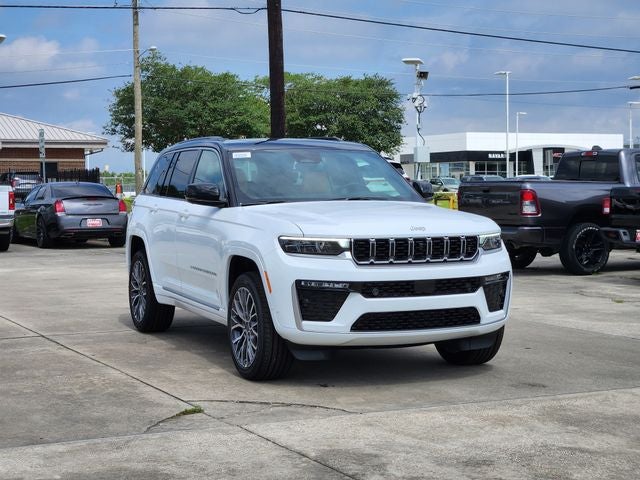 2026 Jeep Grand Cherokee Summit