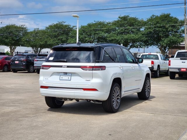 2026 Jeep Grand Cherokee Summit