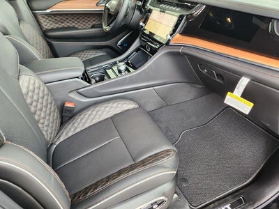 2026 Jeep Grand Cherokee Summit