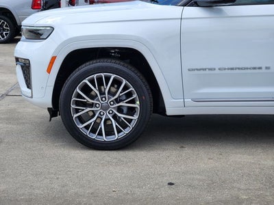 2026 Jeep Grand Cherokee Summit