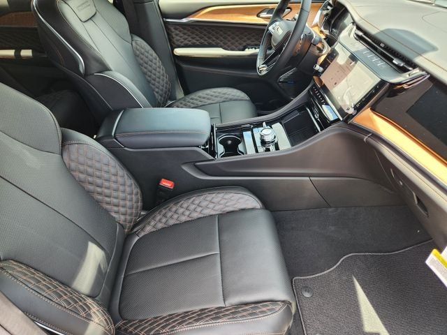 2026 Jeep Grand Cherokee Summit