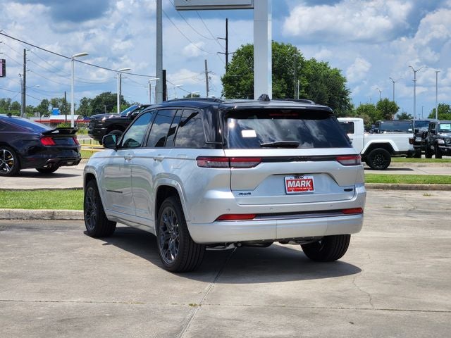 2026 Jeep Grand Cherokee Summit