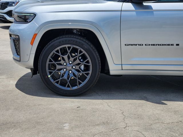2026 Jeep Grand Cherokee Summit