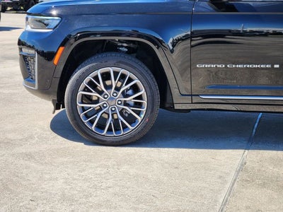 2026 Jeep Grand Cherokee Summit