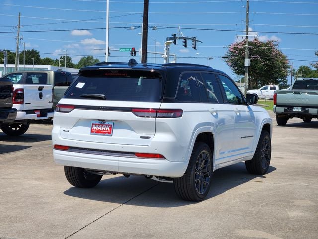 2026 Jeep Grand Cherokee Summit