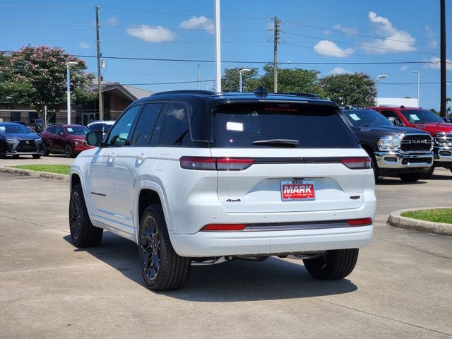 2026 Jeep Grand Cherokee Summit