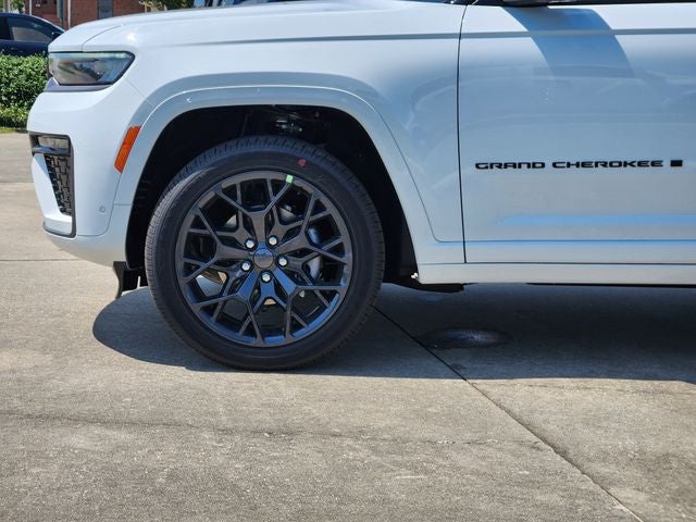 2026 Jeep Grand Cherokee Summit