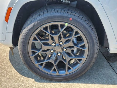 2026 Jeep Grand Cherokee Summit
