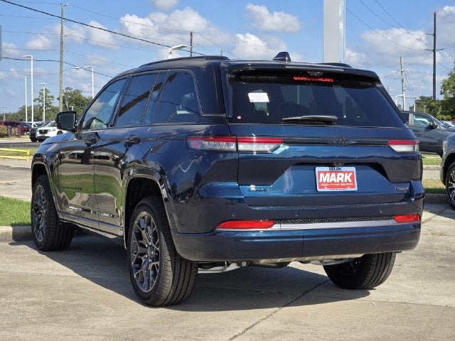 2027 Jeep Grand Cherokee Summit