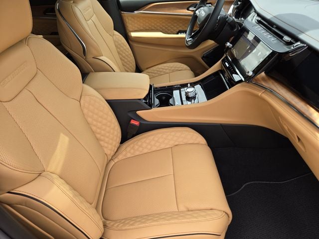 2026 Jeep Grand Cherokee Summit