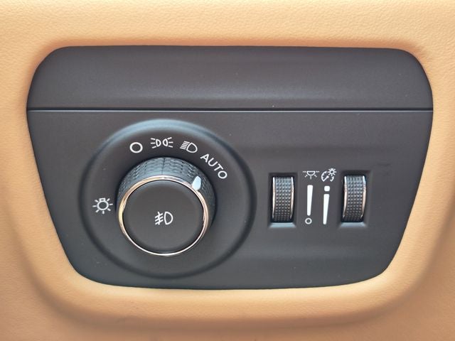 2026 Jeep Grand Cherokee Summit