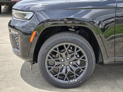 2026 Jeep Grand Cherokee Summit