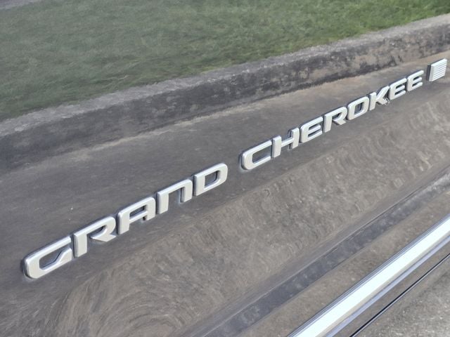 2022 Jeep Grand Cherokee Summit Reserve