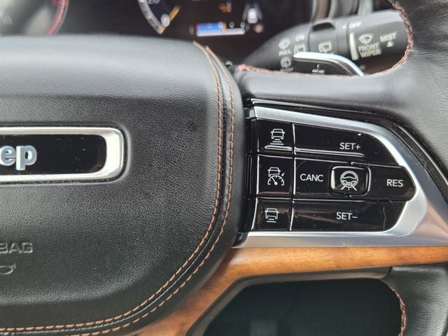 2022 Jeep Grand Cherokee Summit Reserve