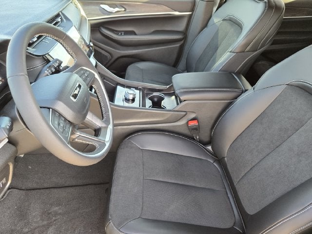 2026 Jeep Grand Cherokee L Altitude