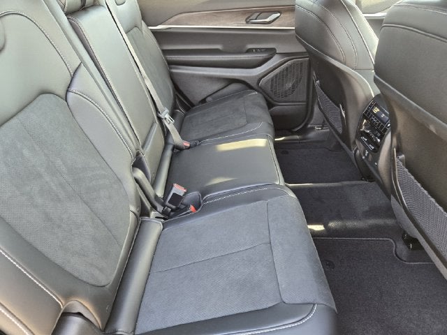 2026 Jeep Grand Cherokee L Altitude