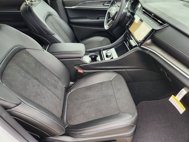 2026 Jeep Grand Cherokee L Altitude