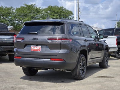 2026 Jeep Grand Cherokee L Laredo