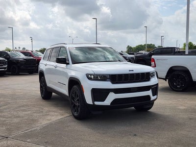 2026 Jeep Grand Cherokee L Laredo