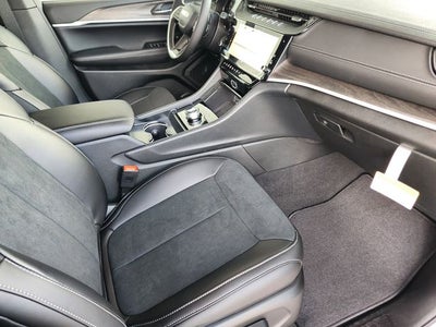 2026 Jeep Grand Cherokee L Laredo